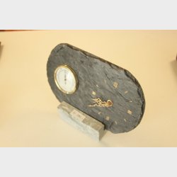 Skifer Hydrometer og klokke p� kleberstett