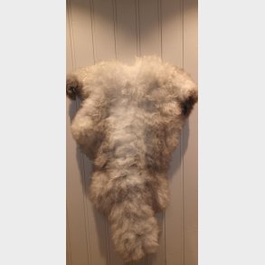 Saueskinn 110 -120 cm, grmelert natur, s1.0