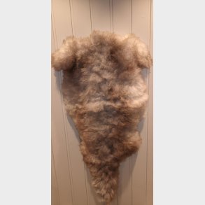Saueskinn 110 -120 cm, grmelert natur, s2.0