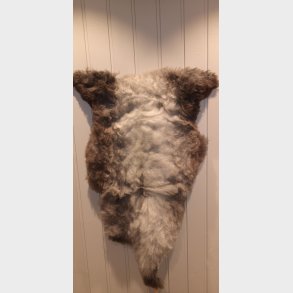 Saueskinn 110 -120 cm, grmelert natur, s4.0